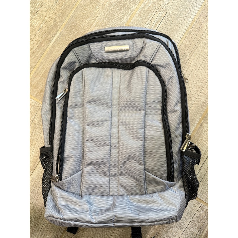 Samsonite NWOT Laptop Backpack OS Gray Excellent Padded Travel Commuter